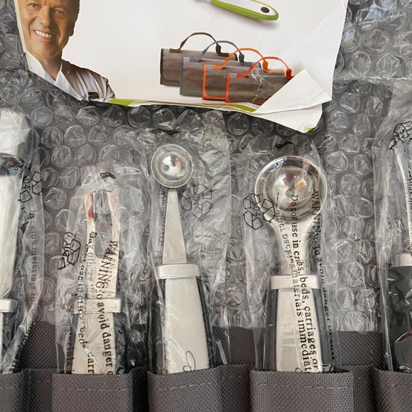 Brand New!  10 Piece Garnishing Set, Wolfgang Puck! - Picture 6 of 7